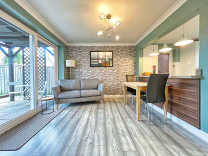 Photo 8- click for photo gallery